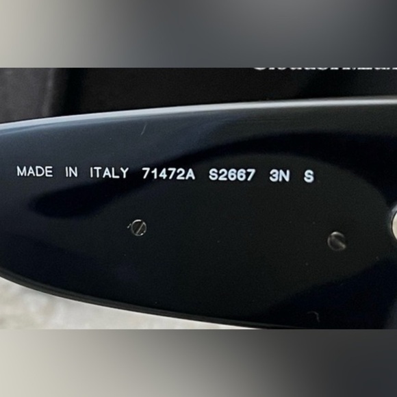 CHANEL Black and White Sunglasses - Picture 7 of 11